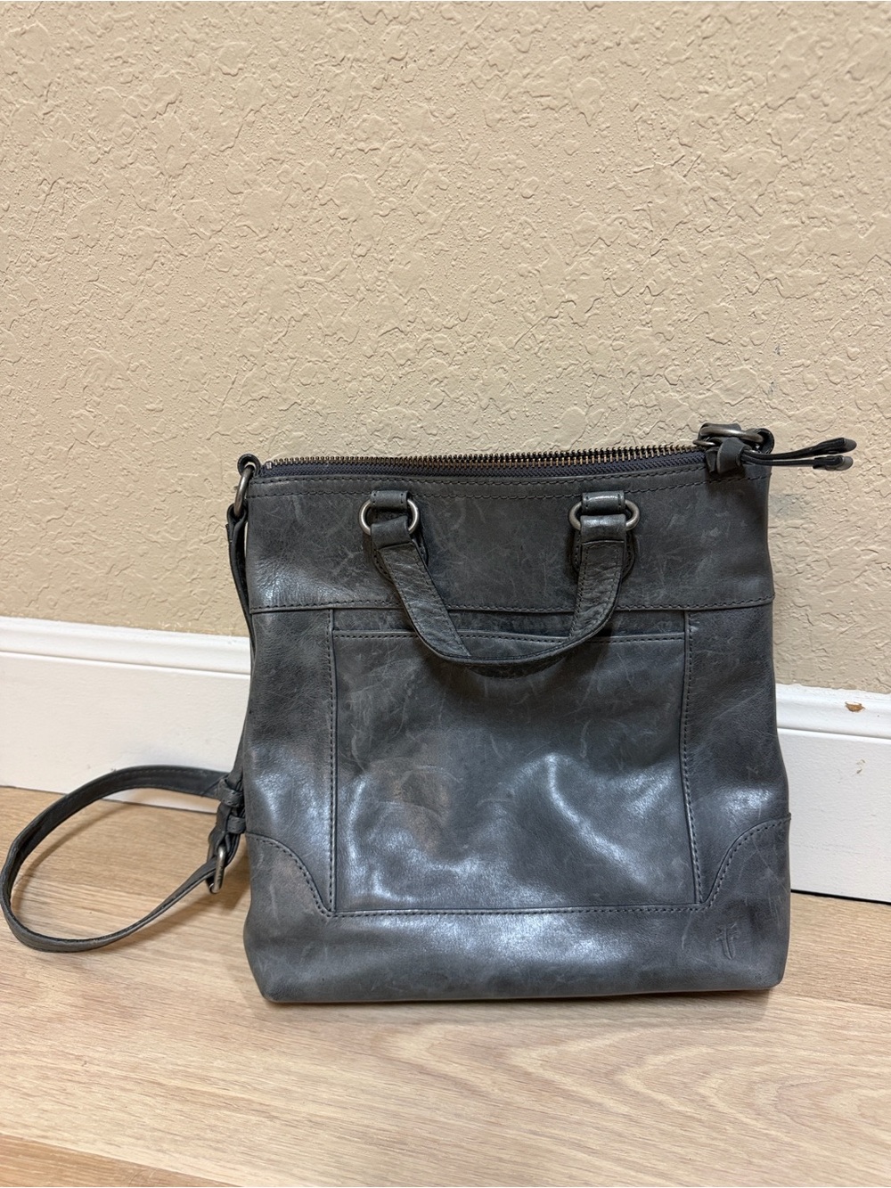 Frye Melissa gray purse with crossbody adjustable strap